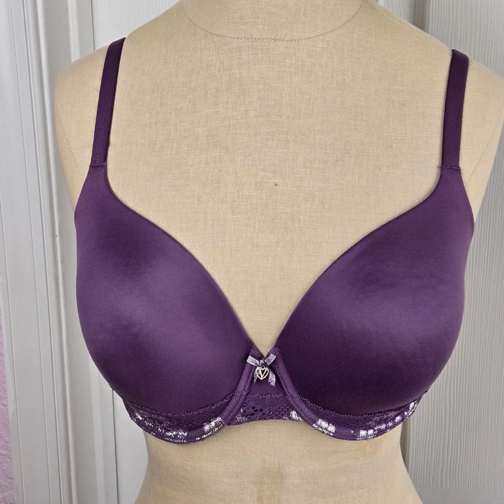 Victoria's Secret Lined Perfect Coverage Underwire Bra Size 32DDD‎ Purple